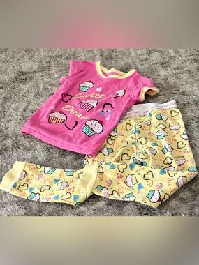 Faded Glory Pink & Yellow Cupcake Sleep Set